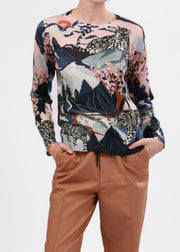 Akira Sweater