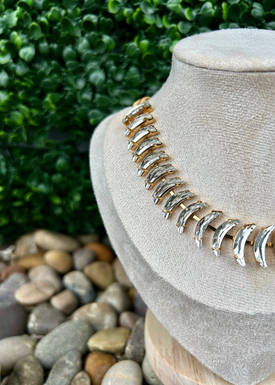 Hele Choker